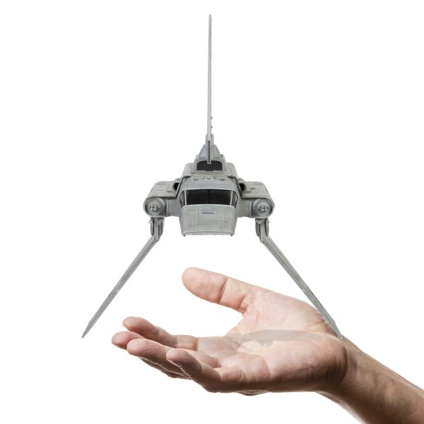 StarWars-ImperialShuttle-5_Vehicle_FigureAssortment-SWJ0098-OP-FlyingFront-noshadow-lpr